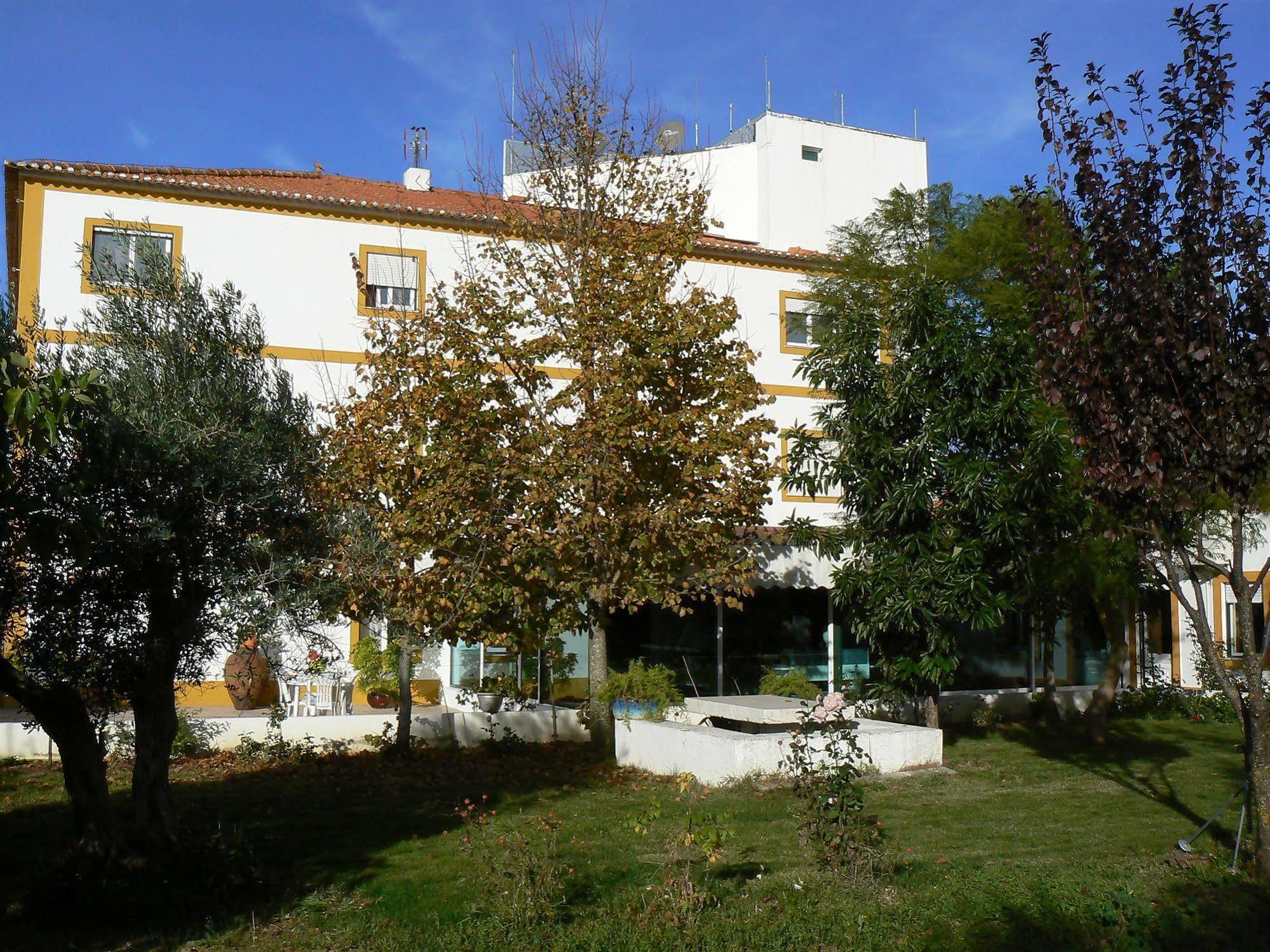 Graca Hotel Евора Екстериор снимка